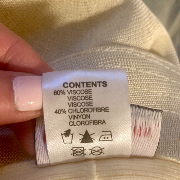 Kangol Bucket Hat with Embroidered Flower Design Cream One Size - Picture 6 of 10